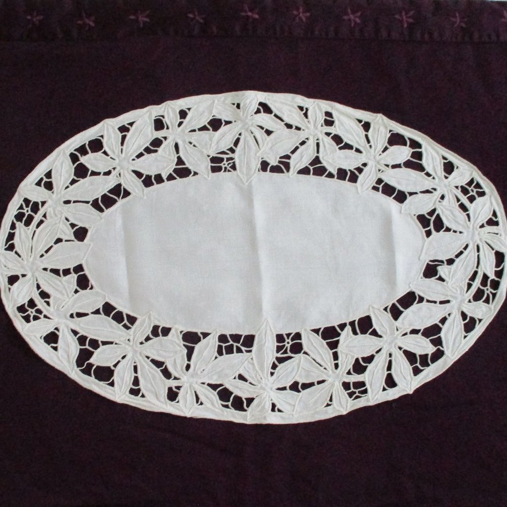1920s vintage table linen